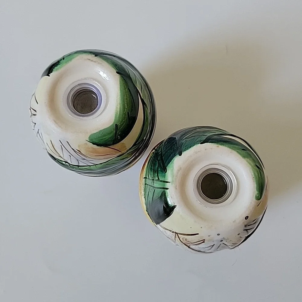 Island Plantations 2004 Bird of Paradise Glazed Ceramic Salt Pepper Shakers Pair
